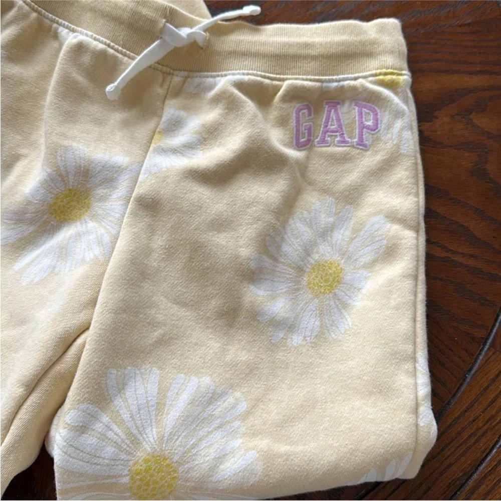 GAP Kids Light Yellow Floral Sweatpants